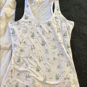 Columbia deer tank top